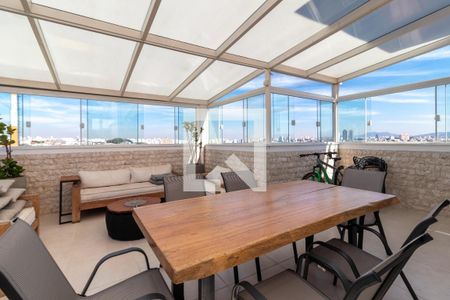 Apartamento para alugar com 84m², 2 quartos e 1 vagaÁrea de Lazer