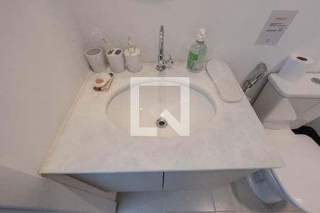 Studio para alugar com 25m², 1 quarto e sem vaga Studio para alugar com 25m², 1 quarto e sem vagaBanheiro