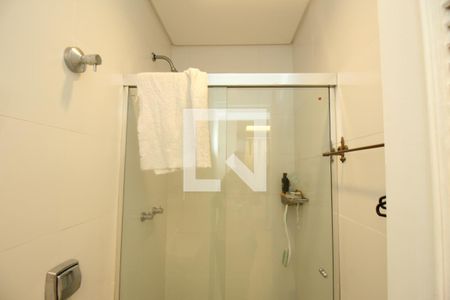 Apartamento à venda com 261m², 4 quartos e 4 vagasBanheiro de Serviço