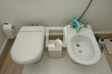 Apartamento à venda com 261m², 4 quartos e 4 vagasSuíte 1