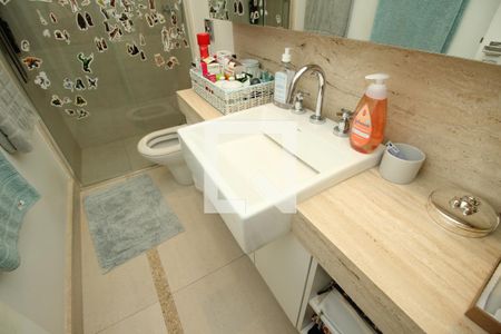 Apartamento à venda com 261m², 4 quartos e 4 vagasBanheiro