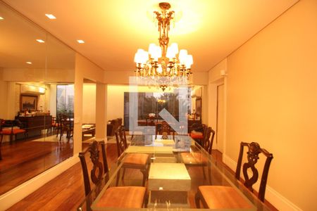Apartamento à venda com 261m², 4 quartos e 4 vagasSala de Jantar