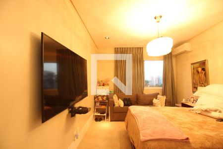 Apartamento à venda com 261m², 4 quartos e 4 vagasSuíte 1