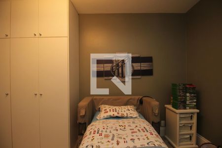 Apartamento à venda com 261m², 4 quartos e 4 vagasQuarto 