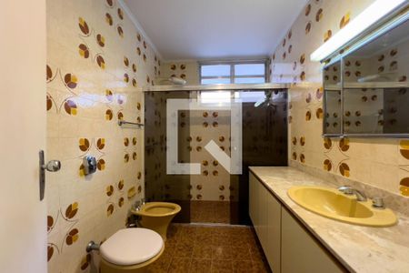 Casa para alugar com 300m², 5 quartos e 5 vagasBanheiro