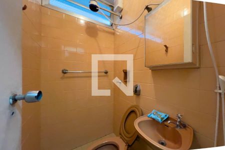 Casa para alugar com 300m², 5 quartos e 5 vagasEdícula banheiro