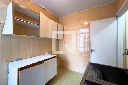 Casa para alugar com 300m², 5 quartos e 5 vagasLavanderia