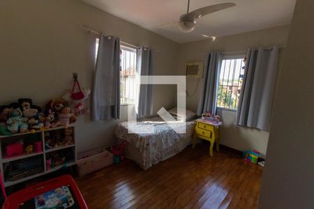 Casa à venda com 860m², 3 quartos e 3 vagas Casa à venda com 860m², 3 quartos e 3 vagasQuarto 2