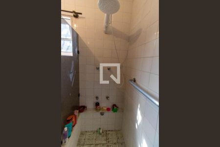 Casa à venda com 860m², 3 quartos e 3 vagas Casa à venda com 860m², 3 quartos e 3 vagasQuarto 3 - Banheiro