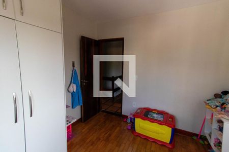 Casa à venda com 860m², 3 quartos e 3 vagas Casa à venda com 860m², 3 quartos e 3 vagasQuarto 2
