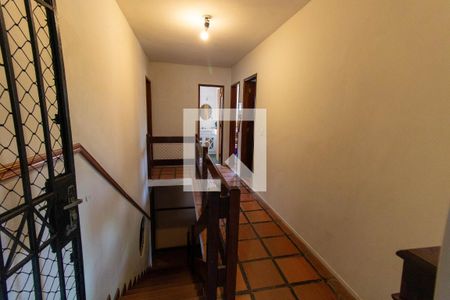 Escada de casa à venda com 3 quartos, 860m² em Vila Progresso, Niterói