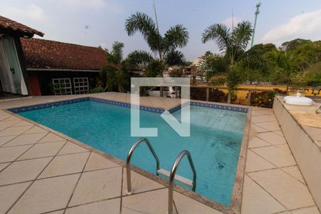 Área externa de casa à venda com 3 quartos, 860m² em Vila Progresso, Niterói