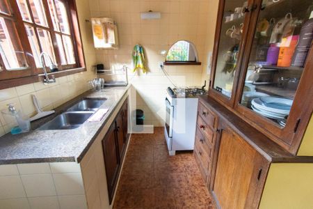 Casa à venda com 860m², 3 quartos e 3 vagas Casa à venda com 860m², 3 quartos e 3 vagasCozinha