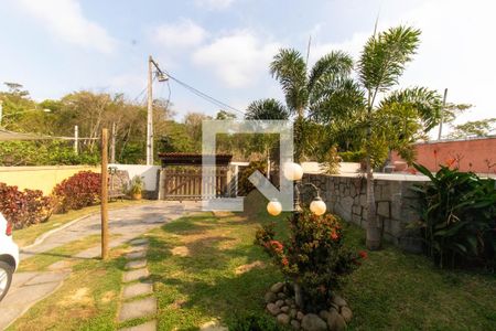 Casa à venda com 860m², 3 quartos e 3 vagas Casa à venda com 860m², 3 quartos e 3 vagasVaranda da sala