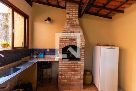 Casa à venda com 860m², 3 quartos e 3 vagas Casa à venda com 860m², 3 quartos e 3 vagasÁrea externa