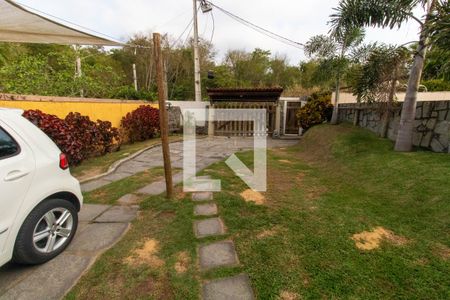 Casa à venda com 860m², 3 quartos e 3 vagas Casa à venda com 860m², 3 quartos e 3 vagasÁrea externa