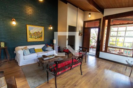 Sala de casa à venda com 3 quartos, 860m² em Vila Progresso, Niterói