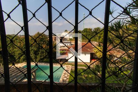 Casa à venda com 860m², 3 quartos e 3 vagas Casa à venda com 860m², 3 quartos e 3 vagasQuarto 1 - Vista