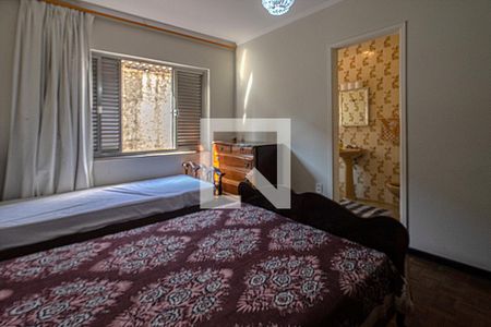 suíte1 de casa à venda com 4 quartos, 240m² em Vila Gumercindo, São Paulo