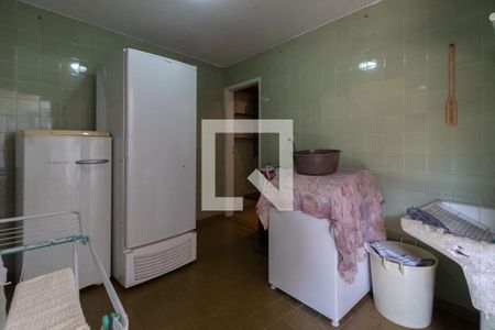 Casa à venda com 240m², 4 quartos e 2 vagasárea de serviço2