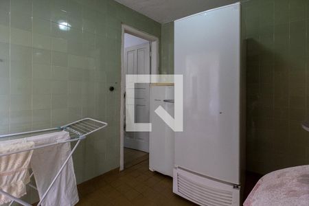 Casa à venda com 240m², 4 quartos e 2 vagasárea de serviço2