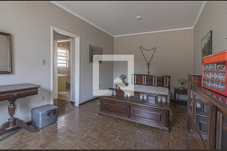 Casa à venda com 240m², 4 quartos e 2 vagassuíte2