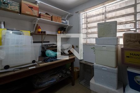 Casa à venda com 240m², 4 quartos e 2 vagasquarto de serviço