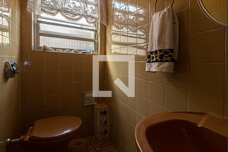 lavabo de casa à venda com 4 quartos, 240m² em Vila Gumercindo, São Paulo