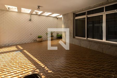 Casa à venda com 240m², 4 quartos e 2 vagasgaragem