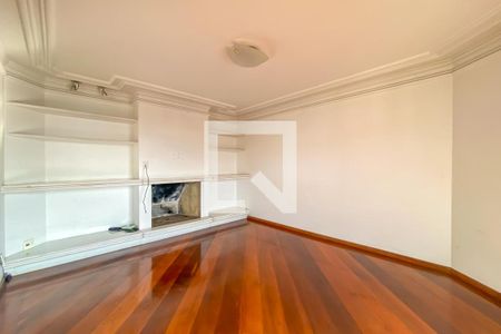 Apartamento para alugar com 400m², 3 quartos e 5 vagas Apartamento para alugar com 400m², 3 quartos e 5 vagasSala de Lareira