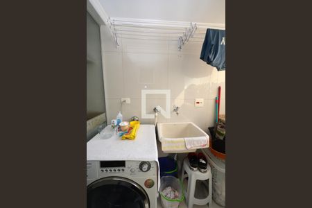 Apartamento para alugar com 74m², 3 quartos e 1 vagaÁrea de Serviço