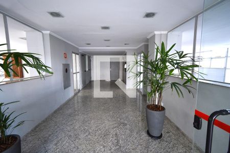 Apartamento para alugar com 74m², 3 quartos e 1 vagaHall social
