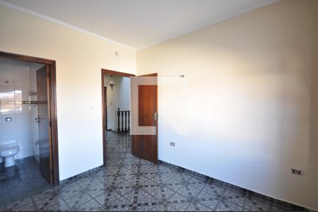 Casa à venda com 360m², 4 quartos e 10 vagasSuíte 3