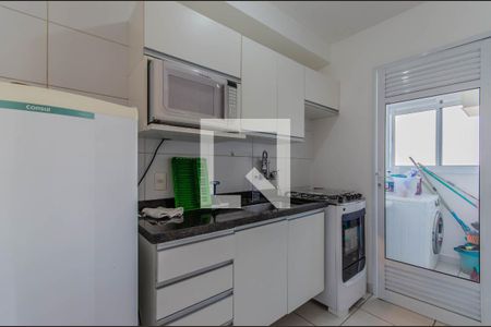 Cozinha de apartamento para alugar com 1 quarto, 37m² em Liberdade, São Paulo