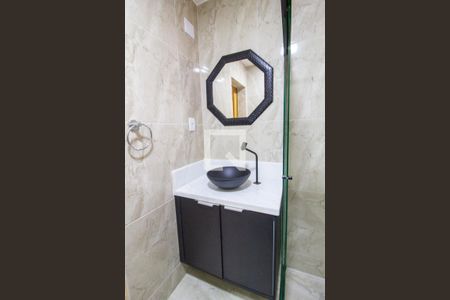 Apartamento para alugar com 85m², 2 quartos e sem vaga Apartamento para alugar com 85m², 2 quartos e sem vagaBanheiro Social
