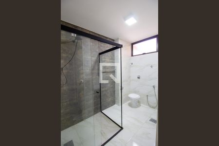 Banheiro da Suíte de apartamento para alugar com 2 quartos, 85m² em Centro, Sorocaba