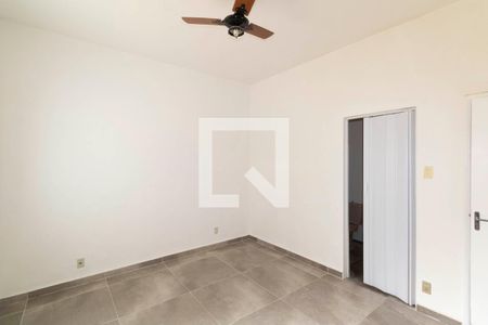 Casa para alugar com 80m², 3 quartos e 2 vagasQuarto 3