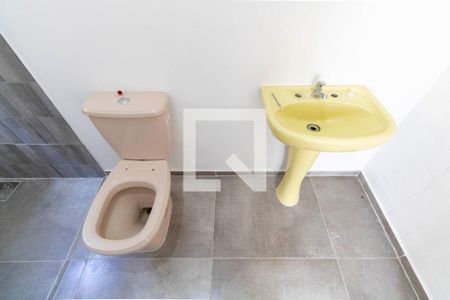 Casa para alugar com 80m², 3 quartos e 2 vagasBanheiro do Quarto 3