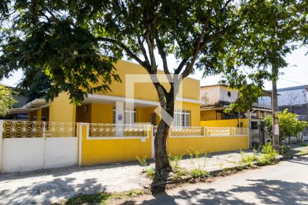 Casa para alugar com 80m², 3 quartos e 2 vagasFachada