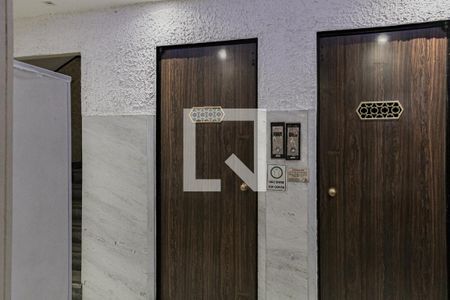 Elevador de apartamento para alugar com 1 quarto, 40m² em Copacabana, Rio de Janeiro