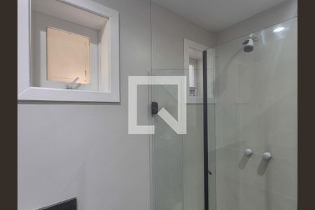 Casa de condomínio para alugar com 715m², 5 quartos e 4 vagas Casa de condomínio para alugar com 715m², 5 quartos e 4 vagasBanheiro Social 2