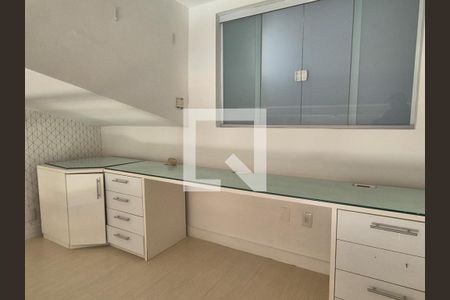 Casa de condomínio para alugar com 715m², 5 quartos e 4 vagas Casa de condomínio para alugar com 715m², 5 quartos e 4 vagasSuite 1