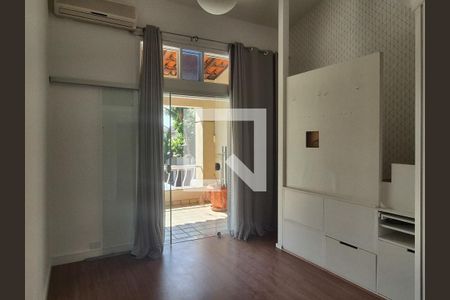Casa de condomínio para alugar com 715m², 5 quartos e 4 vagas Casa de condomínio para alugar com 715m², 5 quartos e 4 vagasSuite 1