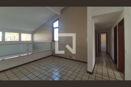 Casa de condomínio para alugar com 715m², 5 quartos e 4 vagas Casa de condomínio para alugar com 715m², 5 quartos e 4 vagasHall