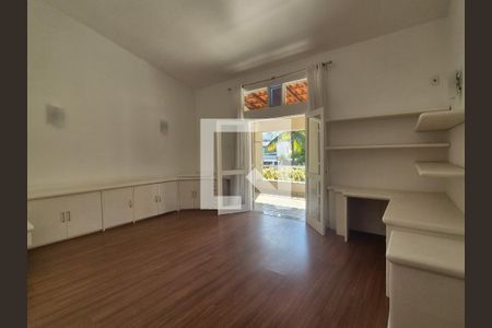 Casa de condomínio para alugar com 715m², 5 quartos e 4 vagas Casa de condomínio para alugar com 715m², 5 quartos e 4 vagasSuite 2