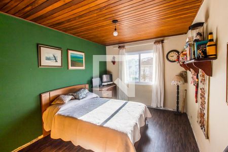 Casa de condomínio à venda com 300m², 4 quartos e 4 vagas Casa de condomínio à venda com 300m², 4 quartos e 4 vagasQuarto 4