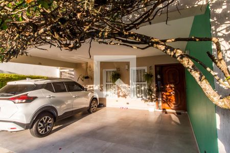 Casa de condomínio à venda com 300m², 4 quartos e 4 vagas Casa de condomínio à venda com 300m², 4 quartos e 4 vagasGaragem