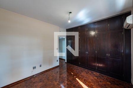 Suíte de apartamento para alugar com 3 quartos, 130m² em Gonzaga, Santos