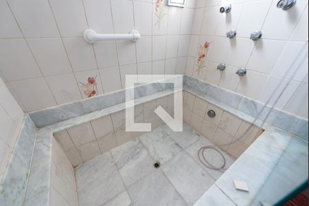 Apartamento para alugar com 130m², 3 quartos e 1 vaga Apartamento para alugar com 130m², 3 quartos e 1 vagaBanheira