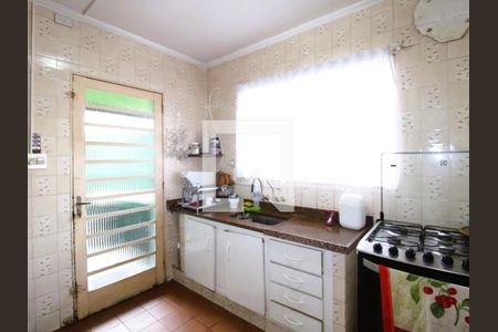 Casa à venda com 84m², 3 quartos e 2 vagasCozinha